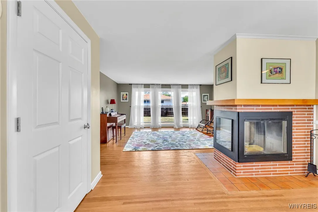 193 Jamaica Road, Tonawanda, New York 14150, Tonawanda, New York 14150, 3 Bedrooms Bedrooms, 9 Rooms Rooms,1 BathroomBathrooms,Residential,For Sale,193 Jamaica Road, Tonawanda, New York 14150,B1625732