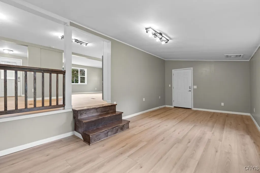 4076 Mill Road, Skaneateles, New York 13152, Skaneateles, New York 13152, 3 Bedrooms Bedrooms, 8 Rooms Rooms,2 BathroomsBathrooms,Residential Lease,For Rent,4076 Mill Road, Skaneateles, New York 13152,S1625521