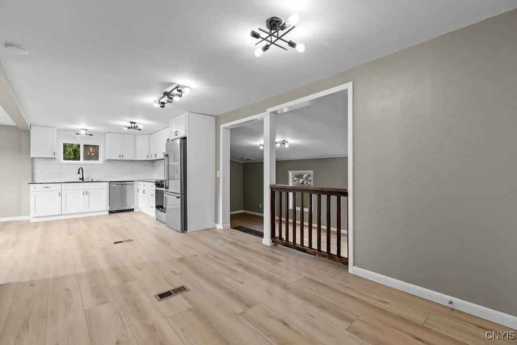 4076 Mill Road, Skaneateles, New York 13152, Skaneateles, New York 13152, 3 Bedrooms Bedrooms, 8 Rooms Rooms,2 BathroomsBathrooms,Residential Lease,For Rent,4076 Mill Road, Skaneateles, New York 13152,S1625521