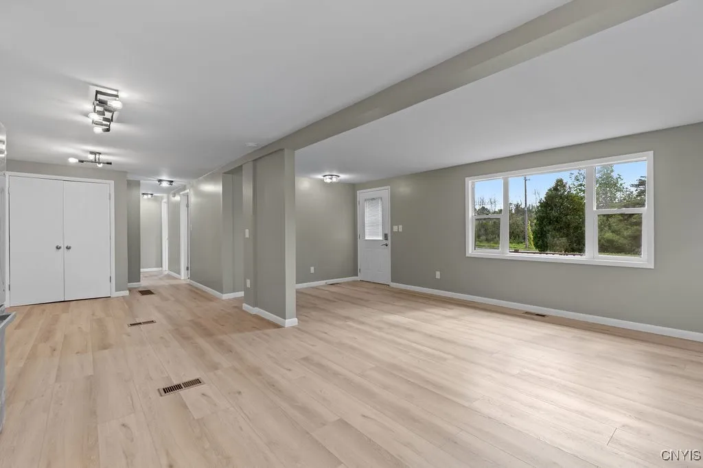 4076 Mill Road, Skaneateles, New York 13152, Skaneateles, New York 13152, 3 Bedrooms Bedrooms, 8 Rooms Rooms,2 BathroomsBathrooms,Residential Lease,For Rent,4076 Mill Road, Skaneateles, New York 13152,S1625521