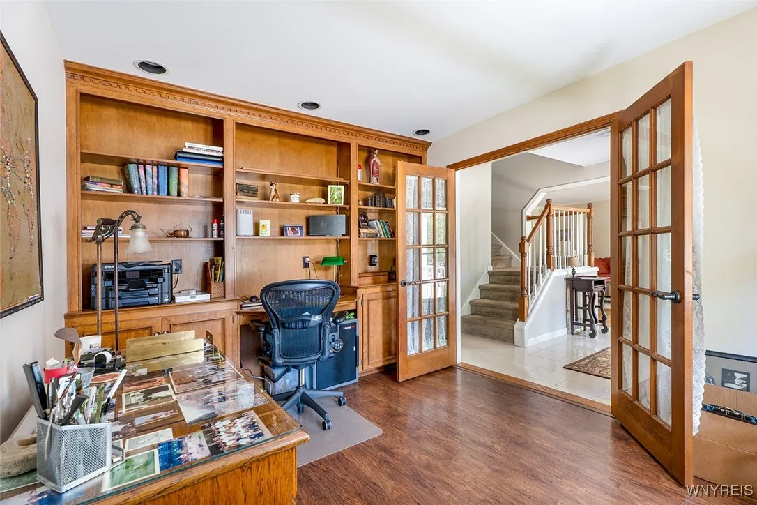 2 San Pablo Court, Amherst, New York 14051, Amherst, New York 14051, 4 Bedrooms Bedrooms, 11 Rooms Rooms,2 BathroomsBathrooms,Residential,Closed,2 San Pablo Court, Amherst, New York 14051,0,B1625578