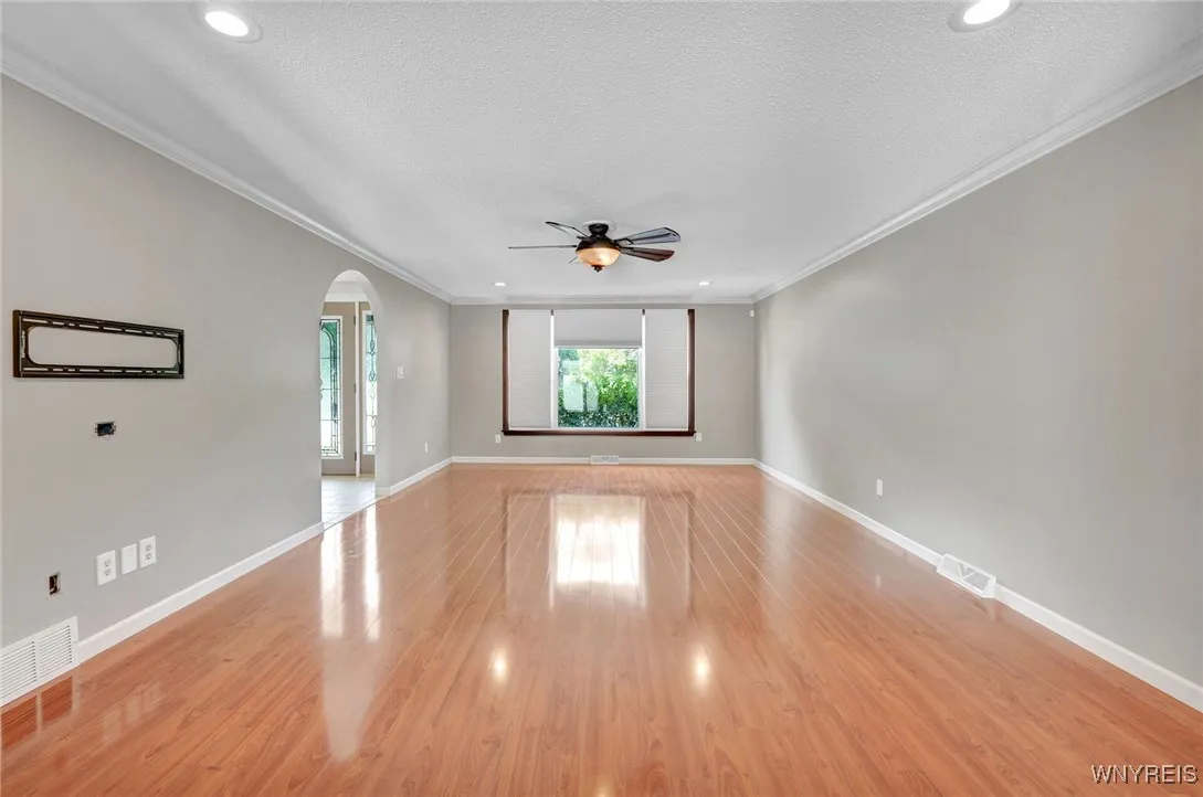 235 Old Lyme Drive, Amherst, New York 14221, Amherst, New York 14221, 5 Bedrooms Bedrooms, 12 Rooms Rooms,2 BathroomsBathrooms,Residential,For Sale,235 Old Lyme Drive, Amherst, New York 14221,B1625260