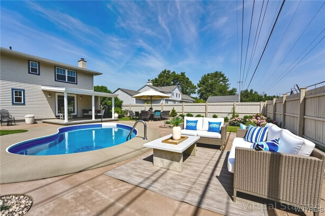 235 Old Lyme Drive, Amherst, New York 14221, Amherst, New York 14221, 5 Bedrooms Bedrooms, 12 Rooms Rooms,2 BathroomsBathrooms,Residential,For Sale,235 Old Lyme Drive, Amherst, New York 14221,B1625260