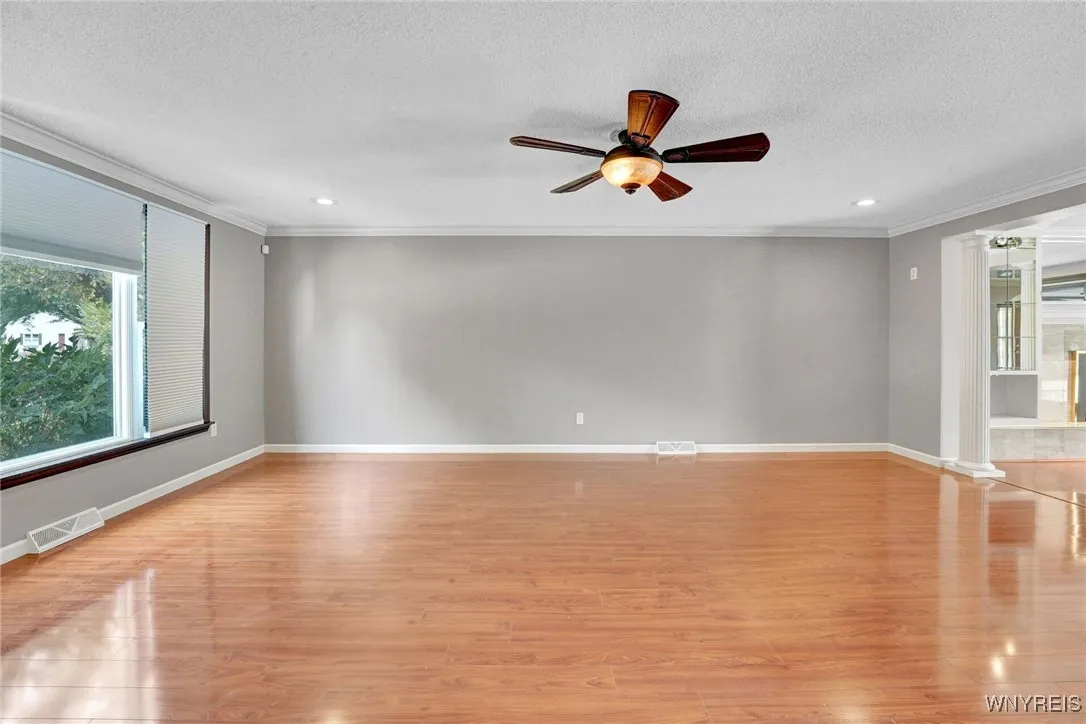 235 Old Lyme Drive, Amherst, New York 14221, Amherst, New York 14221, 5 Bedrooms Bedrooms, 12 Rooms Rooms,2 BathroomsBathrooms,Residential,For Sale,235 Old Lyme Drive, Amherst, New York 14221,B1625260