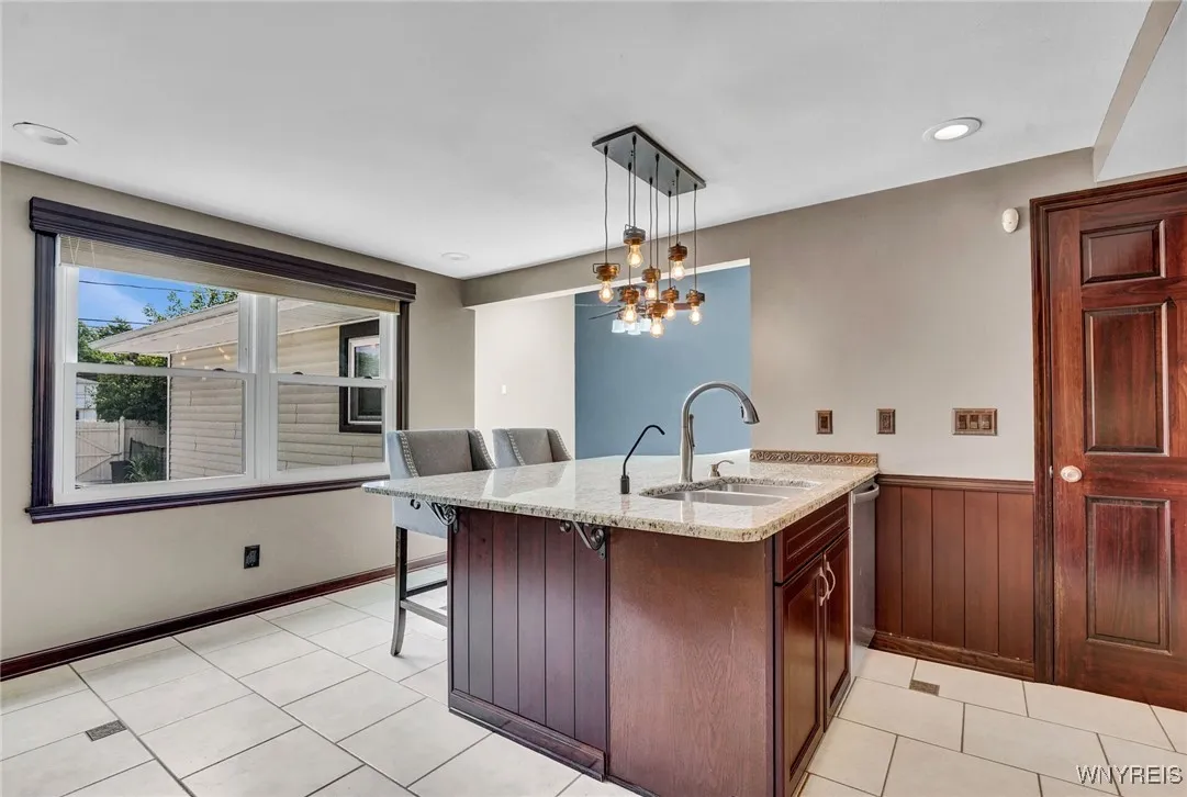 235 Old Lyme Drive, Amherst, New York 14221, Amherst, New York 14221, 5 Bedrooms Bedrooms, 12 Rooms Rooms,2 BathroomsBathrooms,Residential,For Sale,235 Old Lyme Drive, Amherst, New York 14221,B1625260