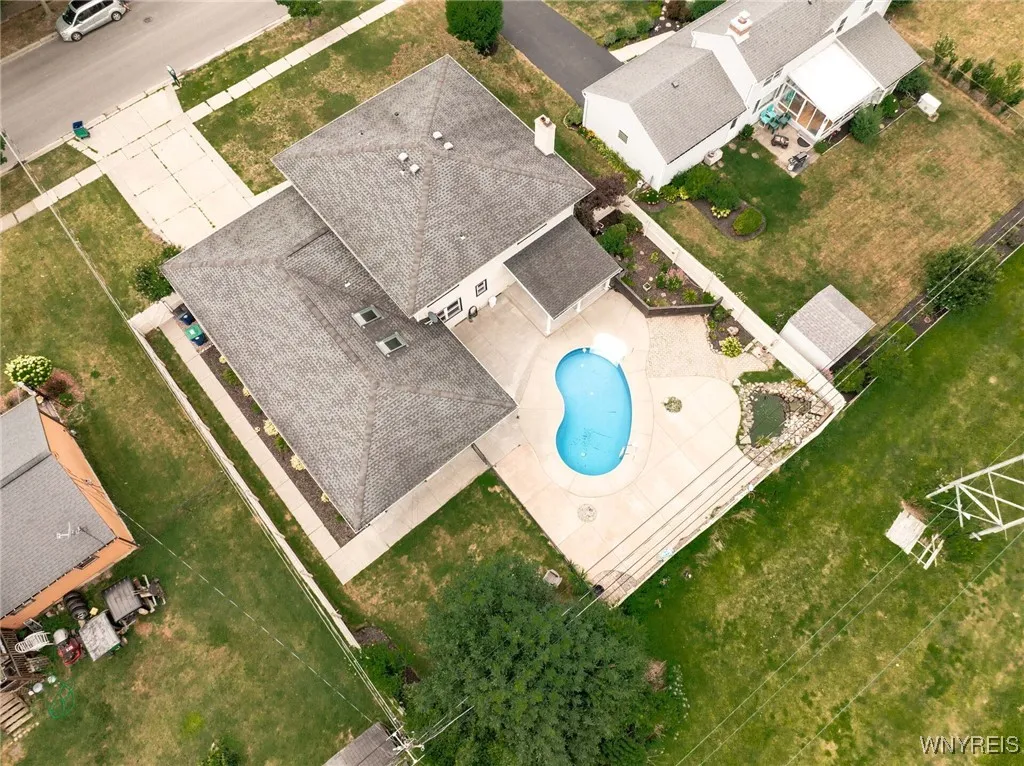 235 Old Lyme Drive, Amherst, New York 14221, Amherst, New York 14221, 5 Bedrooms Bedrooms, 12 Rooms Rooms,2 BathroomsBathrooms,Residential,For Sale,235 Old Lyme Drive, Amherst, New York 14221,B1625260