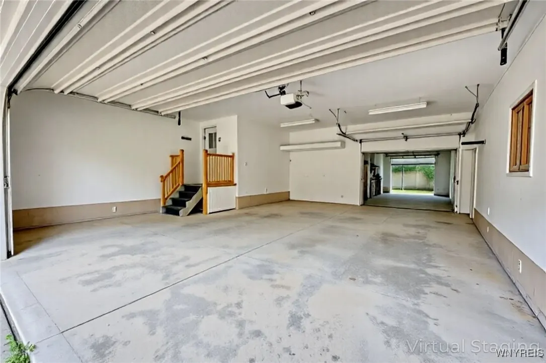 235 Old Lyme Drive, Amherst, New York 14221, Amherst, New York 14221, 5 Bedrooms Bedrooms, 12 Rooms Rooms,2 BathroomsBathrooms,Residential,For Sale,235 Old Lyme Drive, Amherst, New York 14221,B1625260
