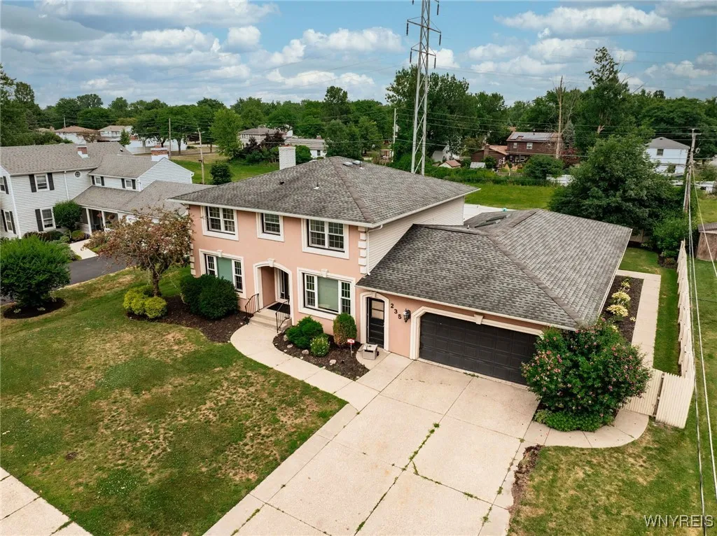 235 Old Lyme Drive, Amherst, New York 14221, Amherst, New York 14221, 5 Bedrooms Bedrooms, 12 Rooms Rooms,2 BathroomsBathrooms,Residential,For Sale,235 Old Lyme Drive, Amherst, New York 14221,B1625260