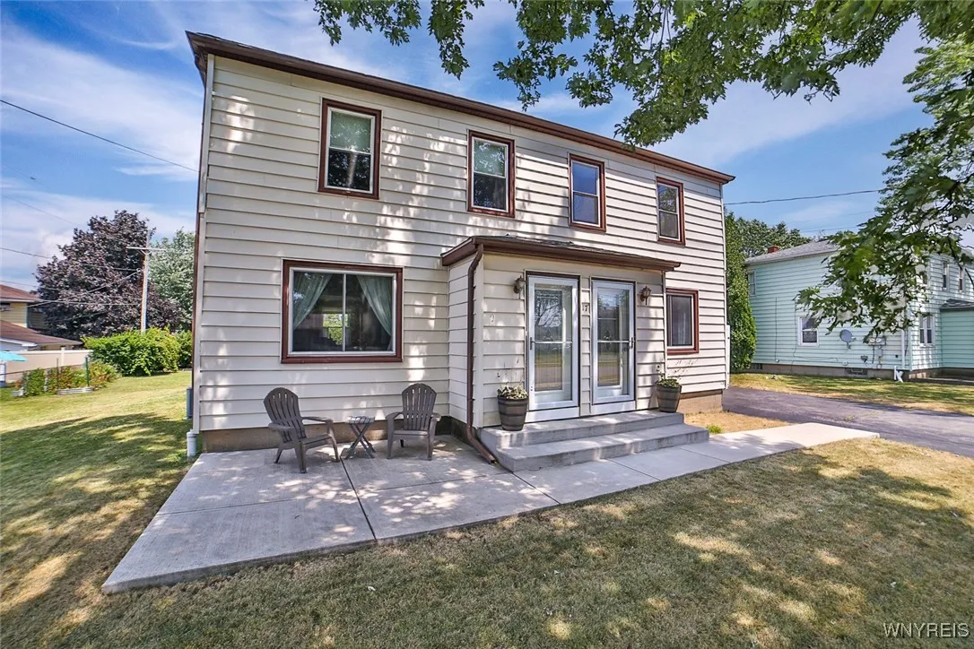 Exterior Front of House