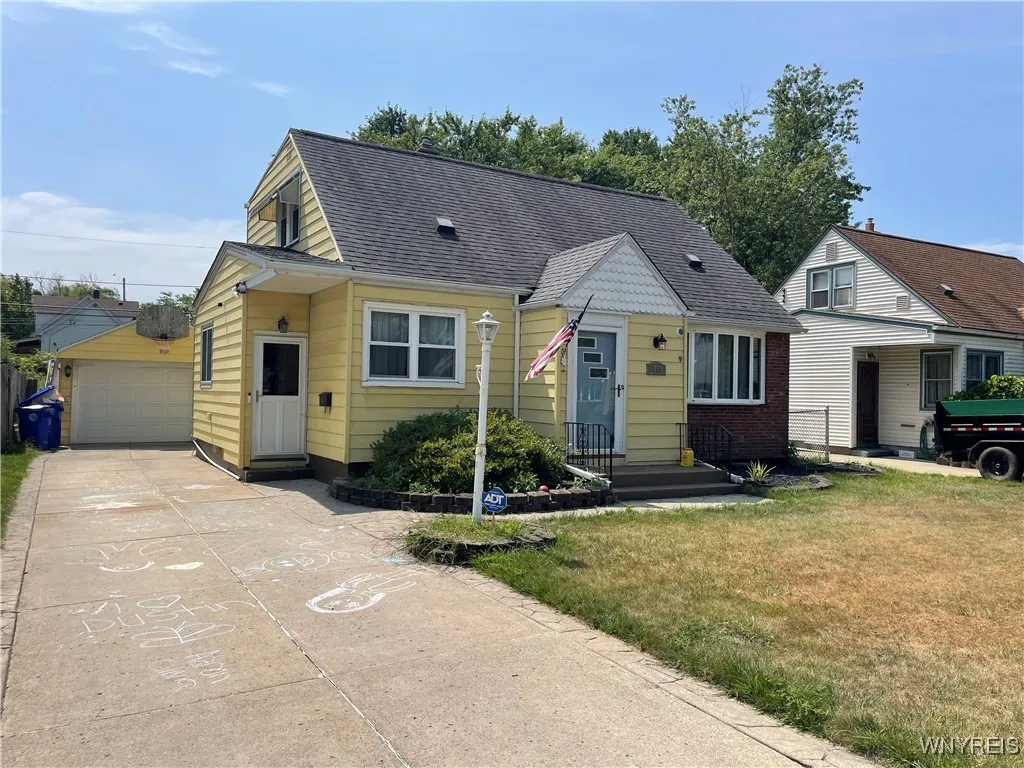 103 Maryon Drive, West Seneca, New York 14220, West Seneca, New York 14220, 3 Bedrooms Bedrooms, 7 Rooms Rooms,2 BathroomsBathrooms,Residential,For Sale,103 Maryon Drive, West Seneca, New York 14220,B1625768