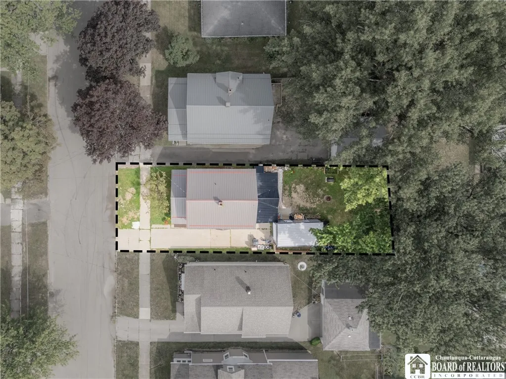 136 South Martin Street, Dunkirk, New York 14048, Dunkirk, New York 14048, 3 Bedrooms Bedrooms, 7 Rooms Rooms,1 BathroomBathrooms,Residential,For Sale,136 South Martin Street, Dunkirk, New York 14048,R1625775
