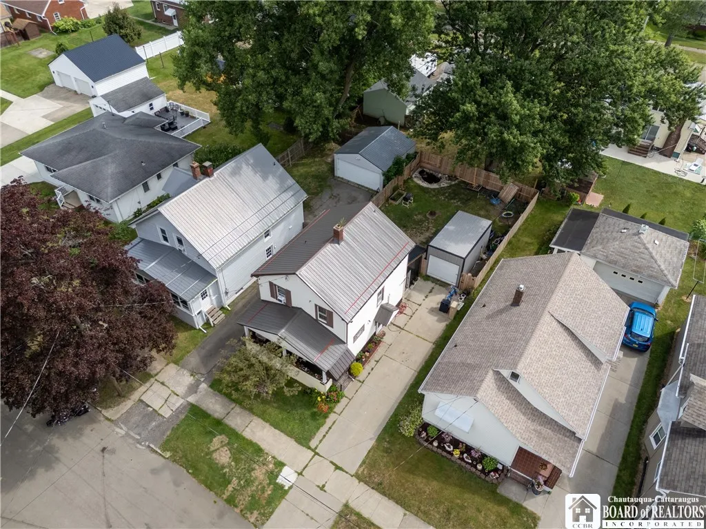 136 South Martin Street, Dunkirk, New York 14048, Dunkirk, New York 14048, 3 Bedrooms Bedrooms, 7 Rooms Rooms,1 BathroomBathrooms,Residential,For Sale,136 South Martin Street, Dunkirk, New York 14048,R1625775