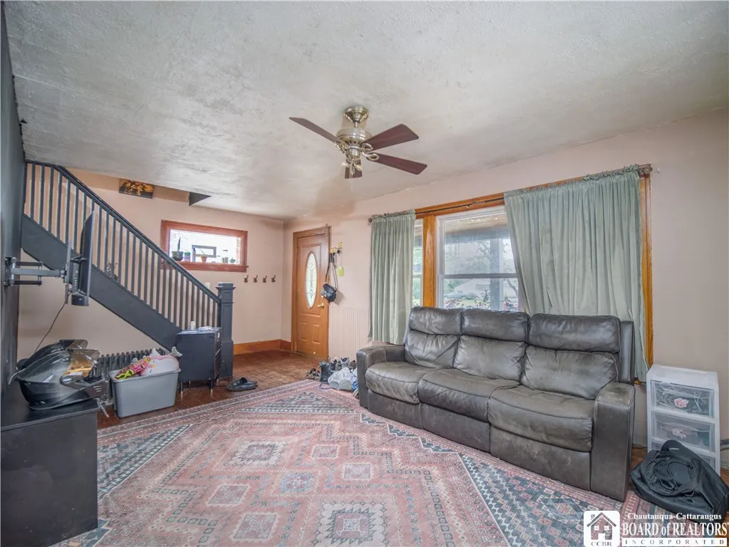 136 South Martin Street, Dunkirk, New York 14048, Dunkirk, New York 14048, 3 Bedrooms Bedrooms, 7 Rooms Rooms,1 BathroomBathrooms,Residential,For Sale,136 South Martin Street, Dunkirk, New York 14048,R1625775