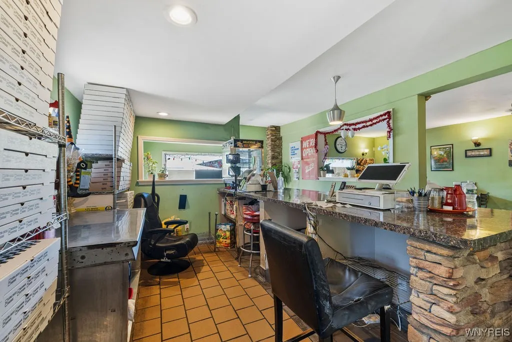 615 Hopkins Street, Buffalo, New York 14220, Buffalo, New York 14220, ,Commercial Sale,For Sale,615 Hopkins Street, Buffalo, New York 14220,B1625588