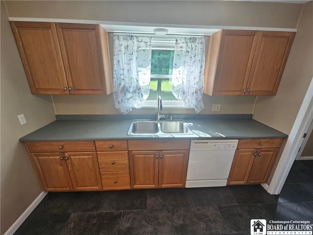 104 South Main Street, Portville, New York 14770, Portville, New York 14770, 2 Bedrooms Bedrooms, 6 Rooms Rooms,1 BathroomBathrooms,Residential,For Sale,104 South Main Street, Portville, New York 14770,R1625786
