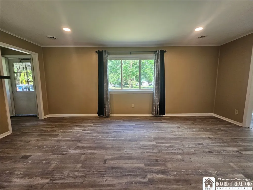 104 South Main Street, Portville, New York 14770, Portville, New York 14770, 2 Bedrooms Bedrooms, 6 Rooms Rooms,1 BathroomBathrooms,Residential,For Sale,104 South Main Street, Portville, New York 14770,R1625786