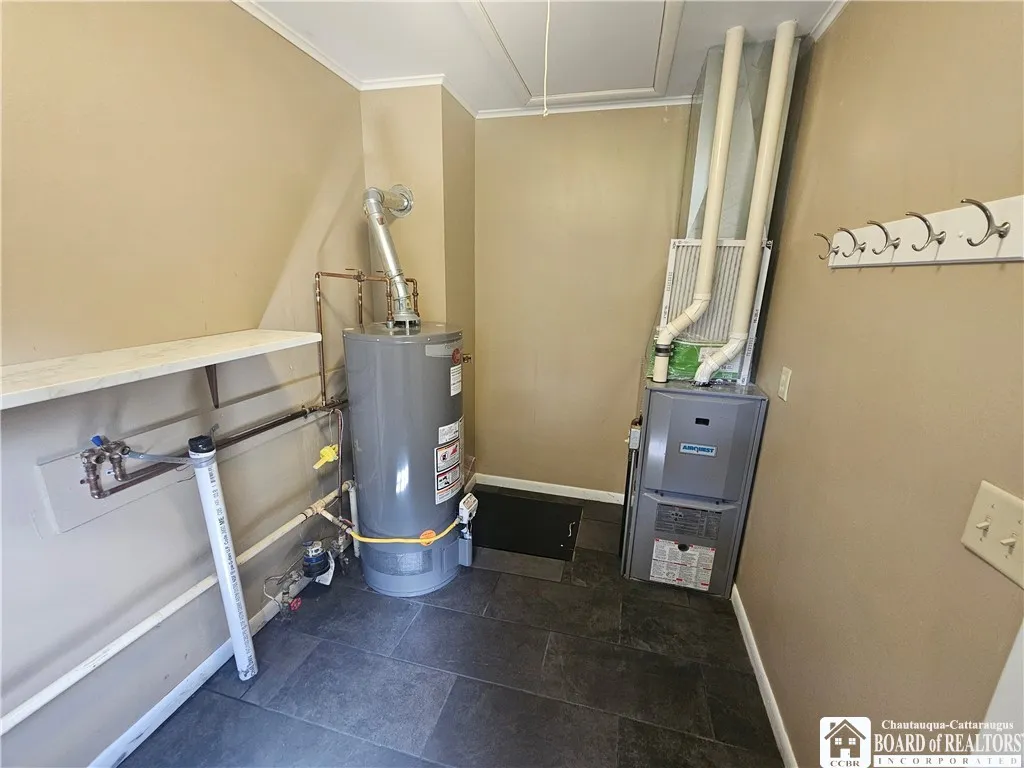 104 South Main Street, Portville, New York 14770, Portville, New York 14770, 2 Bedrooms Bedrooms, 6 Rooms Rooms,1 BathroomBathrooms,Residential,For Sale,104 South Main Street, Portville, New York 14770,R1625786