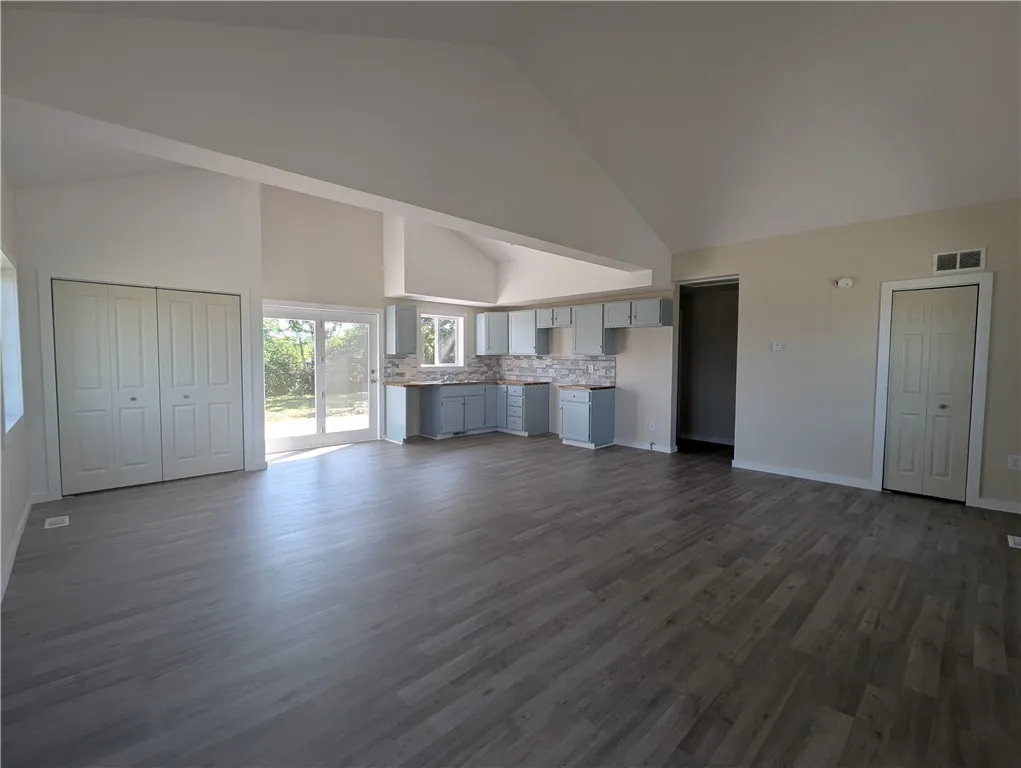 5594 Middle Road, Canadice, New York 14466, Canadice, New York 14466, 1 Bedroom Bedrooms, 2 Rooms Rooms,1 BathroomBathrooms,Residential,For Sale,5594 Middle Road, Canadice, New York 14466,R1625790