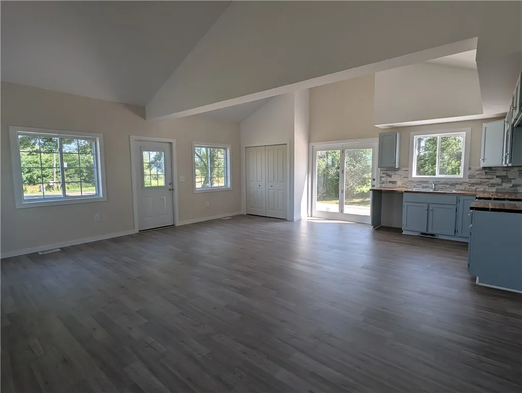 5594 Middle Road, Canadice, New York 14466, Canadice, New York 14466, 1 Bedroom Bedrooms, 2 Rooms Rooms,1 BathroomBathrooms,Residential,For Sale,5594 Middle Road, Canadice, New York 14466,R1625790