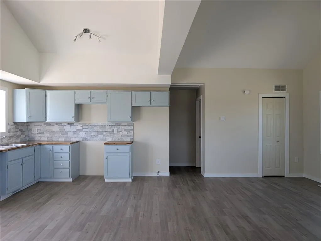 5594 Middle Road, Canadice, New York 14466, Canadice, New York 14466, 1 Bedroom Bedrooms, 2 Rooms Rooms,1 BathroomBathrooms,Residential,For Sale,5594 Middle Road, Canadice, New York 14466,R1625790