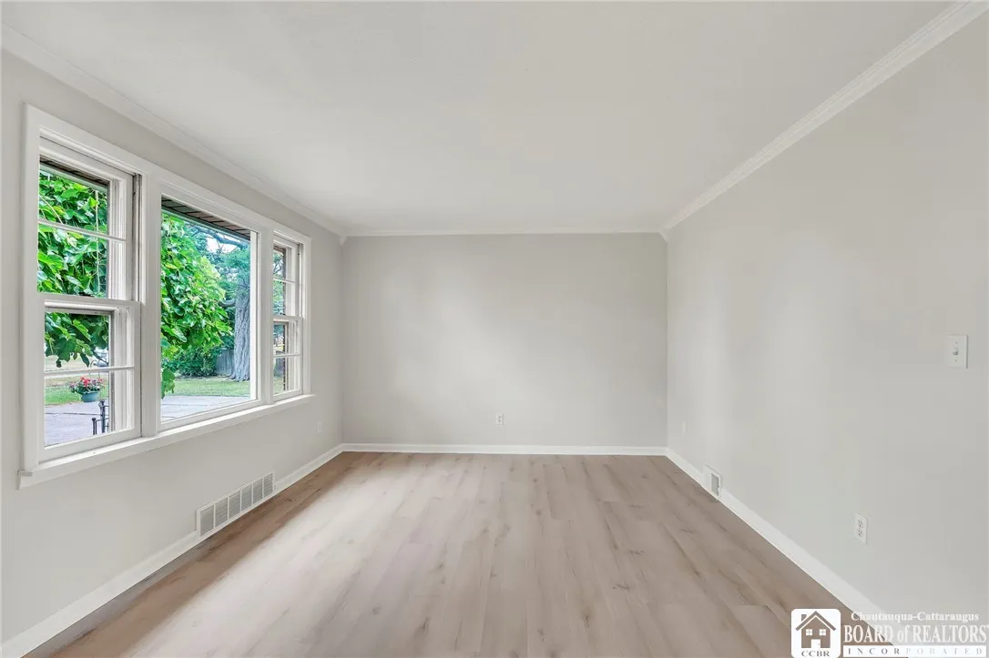 3819 Cornell Street, Hamburg, New York 14075, Hamburg, New York 14075, 4 Bedrooms Bedrooms, 8 Rooms Rooms,2 BathroomsBathrooms,Residential,For Sale,3819 Cornell Street, Hamburg, New York 14075,R1625754