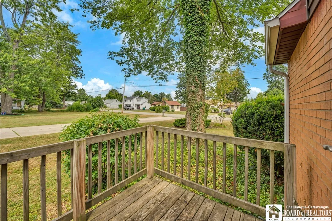 3819 Cornell Street, Hamburg, New York 14075, Hamburg, New York 14075, 4 Bedrooms Bedrooms, 8 Rooms Rooms,2 BathroomsBathrooms,Residential,For Sale,3819 Cornell Street, Hamburg, New York 14075,R1625754