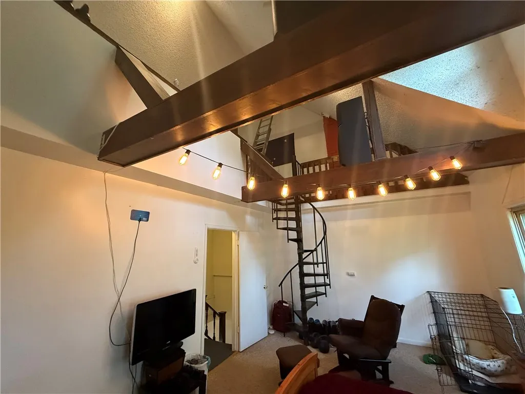 453 Averill Avenue, Rochester, New York 14607, Rochester, New York 14607, 3 Bedrooms Bedrooms, 7 Rooms Rooms,1 BathroomBathrooms,Residential,For Sale,453 Averill Avenue, Rochester, New York 14607,R1625797