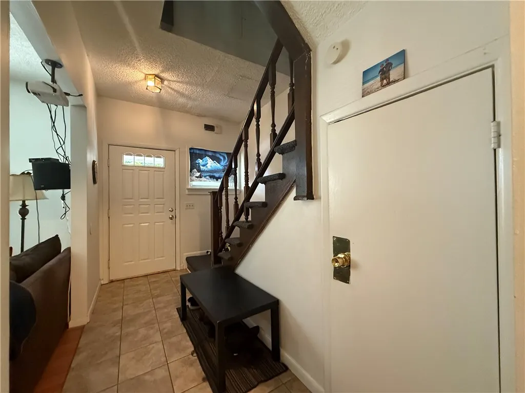 453 Averill Avenue, Rochester, New York 14607, Rochester, New York 14607, 3 Bedrooms Bedrooms, 7 Rooms Rooms,1 BathroomBathrooms,Residential,For Sale,453 Averill Avenue, Rochester, New York 14607,R1625797