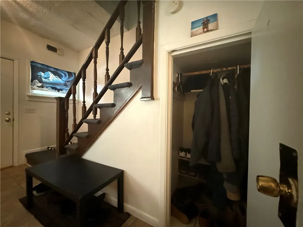 453 Averill Avenue, Rochester, New York 14607, Rochester, New York 14607, 3 Bedrooms Bedrooms, 7 Rooms Rooms,1 BathroomBathrooms,Residential,For Sale,453 Averill Avenue, Rochester, New York 14607,R1625797