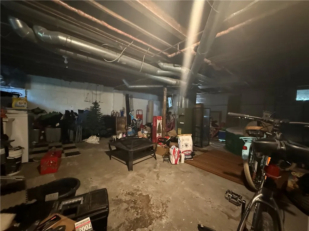 453 Averill Avenue, Rochester, New York 14607, Rochester, New York 14607, 3 Bedrooms Bedrooms, 7 Rooms Rooms,1 BathroomBathrooms,Residential,For Sale,453 Averill Avenue, Rochester, New York 14607,R1625797