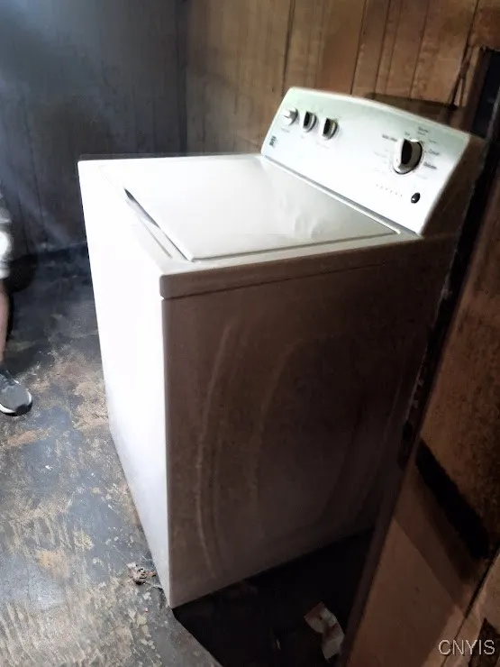1237 Laura Street, Utica, New York 13501, Utica, New York 13501, 4 Bedrooms Bedrooms, ,2 BathroomsBathrooms,Residential,For Sale,1237 Laura Street, Utica, New York 13501,S1625660