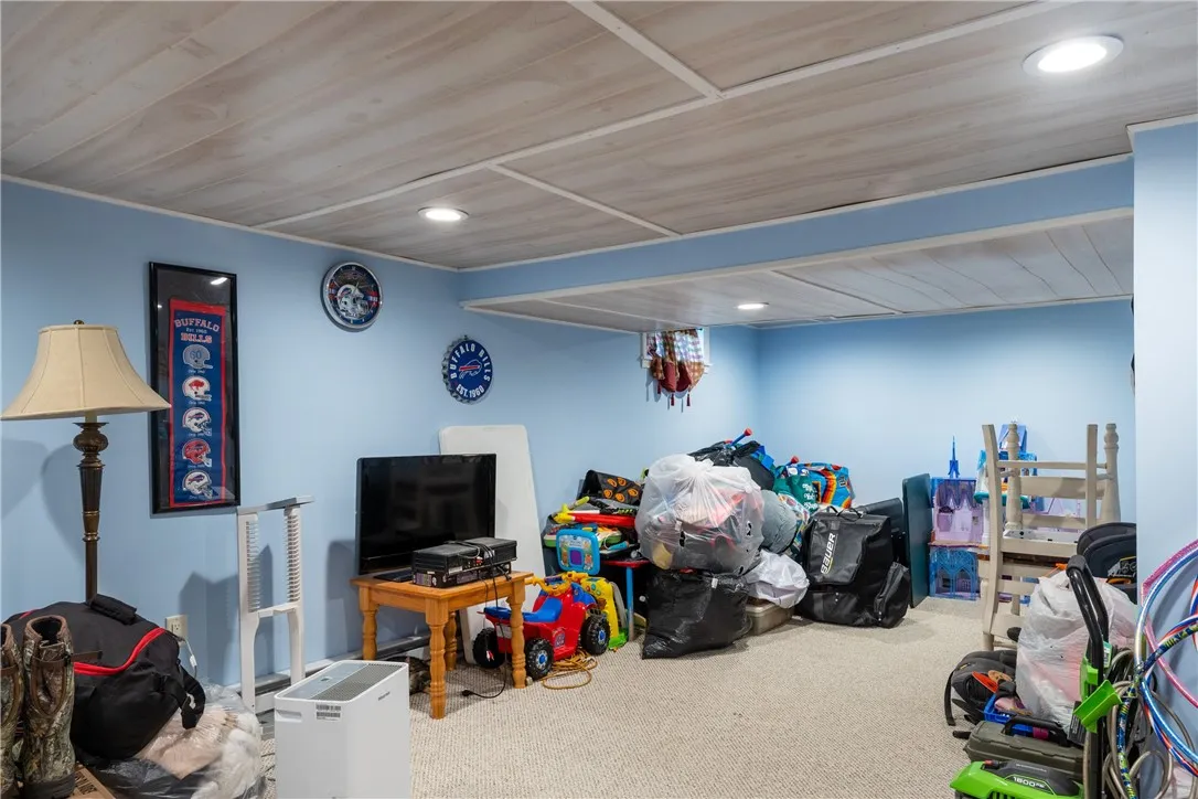 708 Baylor Circle, Elmira City, New York 14904, Elmira City, New York 14904, 5 Bedrooms Bedrooms, 10 Rooms Rooms,1 BathroomBathrooms,Residential,For Sale,708 Baylor Circle, Elmira City, New York 14904,R1625793