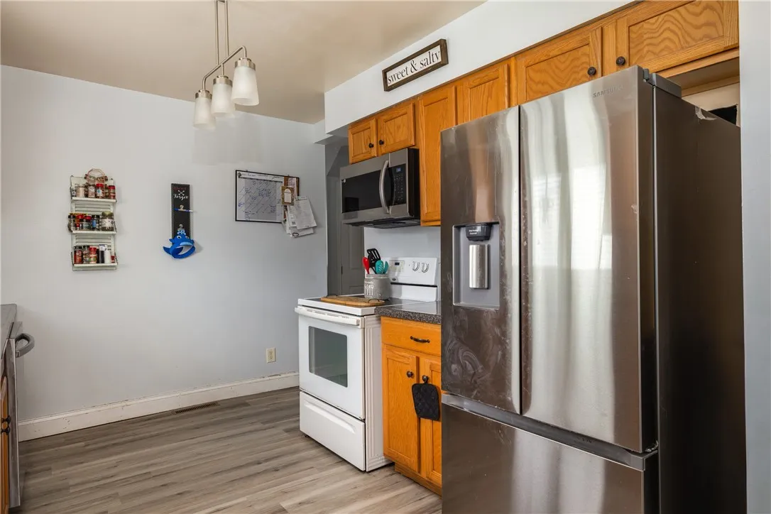 708 Baylor Circle, Elmira City, New York 14904, Elmira City, New York 14904, 5 Bedrooms Bedrooms, 10 Rooms Rooms,1 BathroomBathrooms,Residential,For Sale,708 Baylor Circle, Elmira City, New York 14904,R1625793