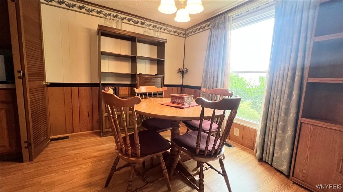24 Maple Avenue, Alden, New York 14004, Alden, New York 14004, 3 Bedrooms Bedrooms, 10 Rooms Rooms,2 BathroomsBathrooms,Residential,For Sale,24 Maple Avenue, Alden, New York 14004,B1625795