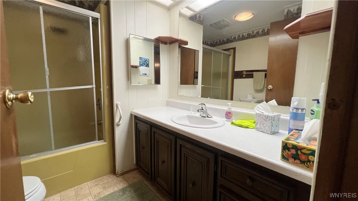 24 Maple Avenue, Alden, New York 14004, Alden, New York 14004, 3 Bedrooms Bedrooms, 10 Rooms Rooms,2 BathroomsBathrooms,Residential,For Sale,24 Maple Avenue, Alden, New York 14004,B1625795