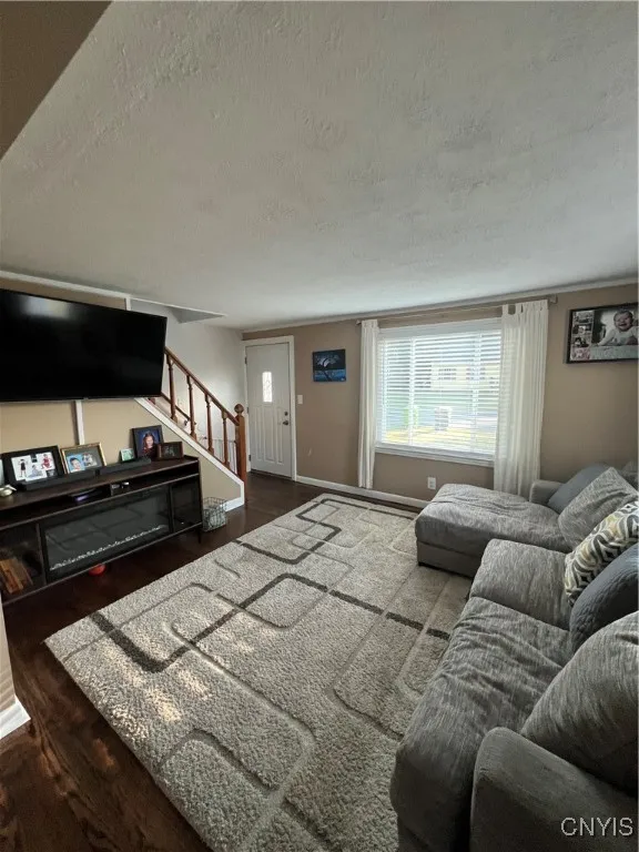 106 Westwood Avenue, Salina, New York 13211, Salina, New York 13211, 3 Bedrooms Bedrooms, 7 Rooms Rooms,1 BathroomBathrooms,Residential,For Sale,106 Westwood Avenue, Salina, New York 13211,S1625798