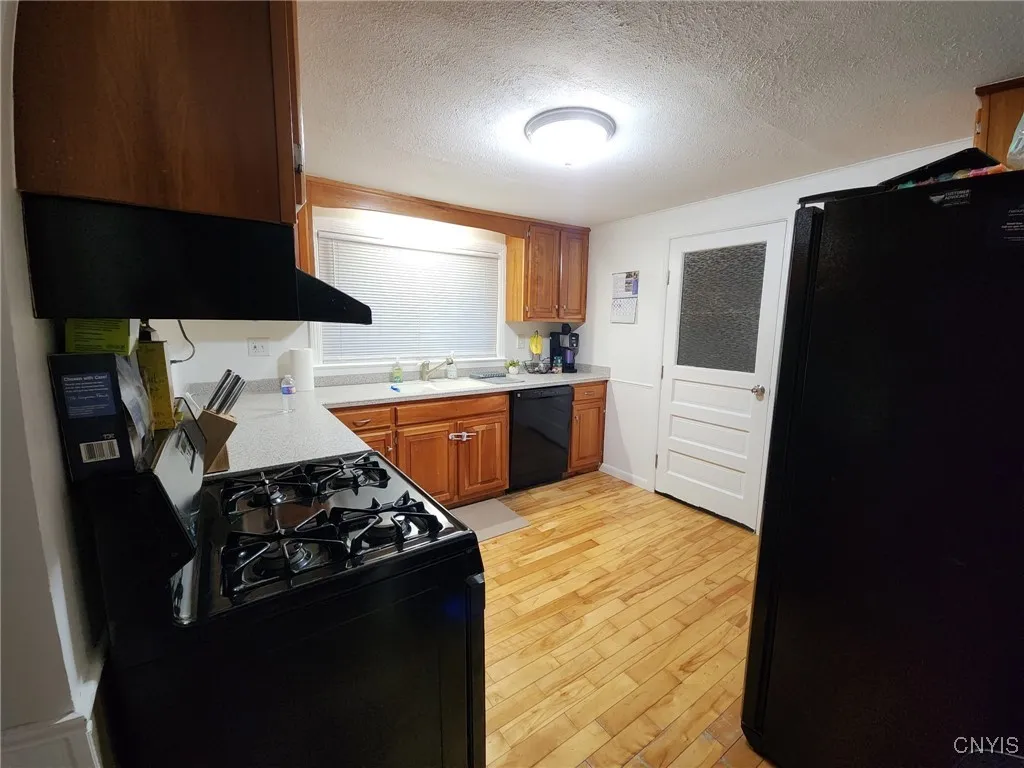 106 Westwood Avenue, Salina, New York 13211, Salina, New York 13211, 3 Bedrooms Bedrooms, 7 Rooms Rooms,1 BathroomBathrooms,Residential,For Sale,106 Westwood Avenue, Salina, New York 13211,S1625798