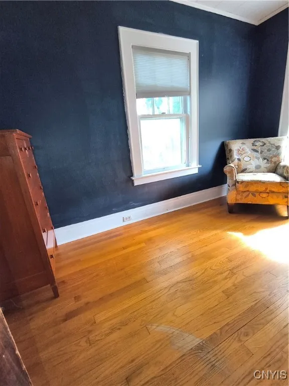 3rd bedroom additional sitting room