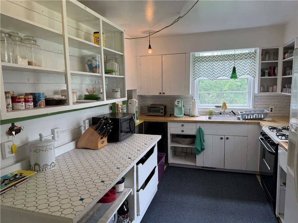 8722 State Route 417, Genesee, New York 14754, Genesee, New York 14754, 3 Bedrooms Bedrooms, 6 Rooms Rooms,1 BathroomBathrooms,Residential,For Sale,8722 State Route 417, Genesee, New York 14754,R1625827
