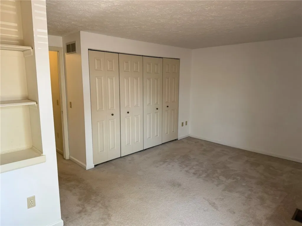 116 Jordache Lane, Ogden, New York 14559, Ogden, New York 14559, 2 Bedrooms Bedrooms, 4 Rooms Rooms,1 BathroomBathrooms,Residential Lease,For Rent,116 Jordache Lane, Ogden, New York 14559,R1625539