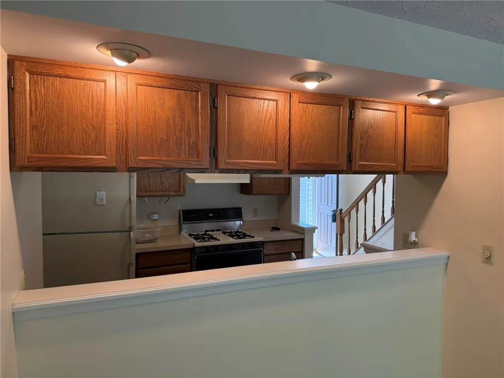 116 Jordache Lane, Ogden, New York 14559, Ogden, New York 14559, 2 Bedrooms Bedrooms, 4 Rooms Rooms,1 BathroomBathrooms,Residential Lease,For Rent,116 Jordache Lane, Ogden, New York 14559,R1625539