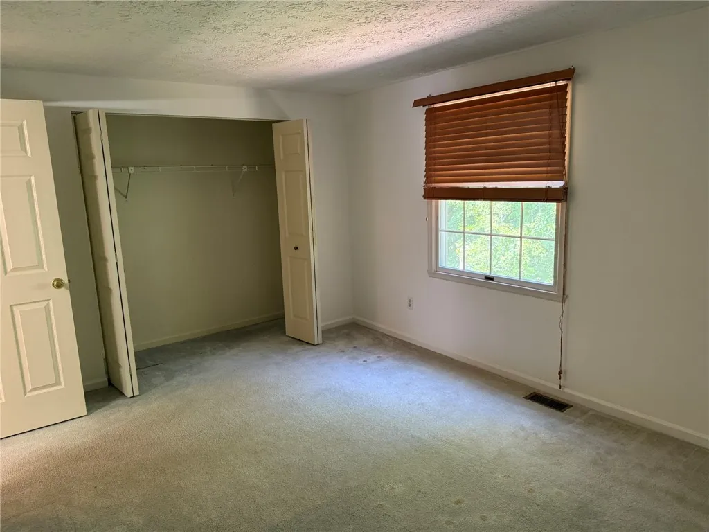 116 Jordache Lane, Ogden, New York 14559, Ogden, New York 14559, 2 Bedrooms Bedrooms, 4 Rooms Rooms,1 BathroomBathrooms,Residential Lease,For Rent,116 Jordache Lane, Ogden, New York 14559,R1625539