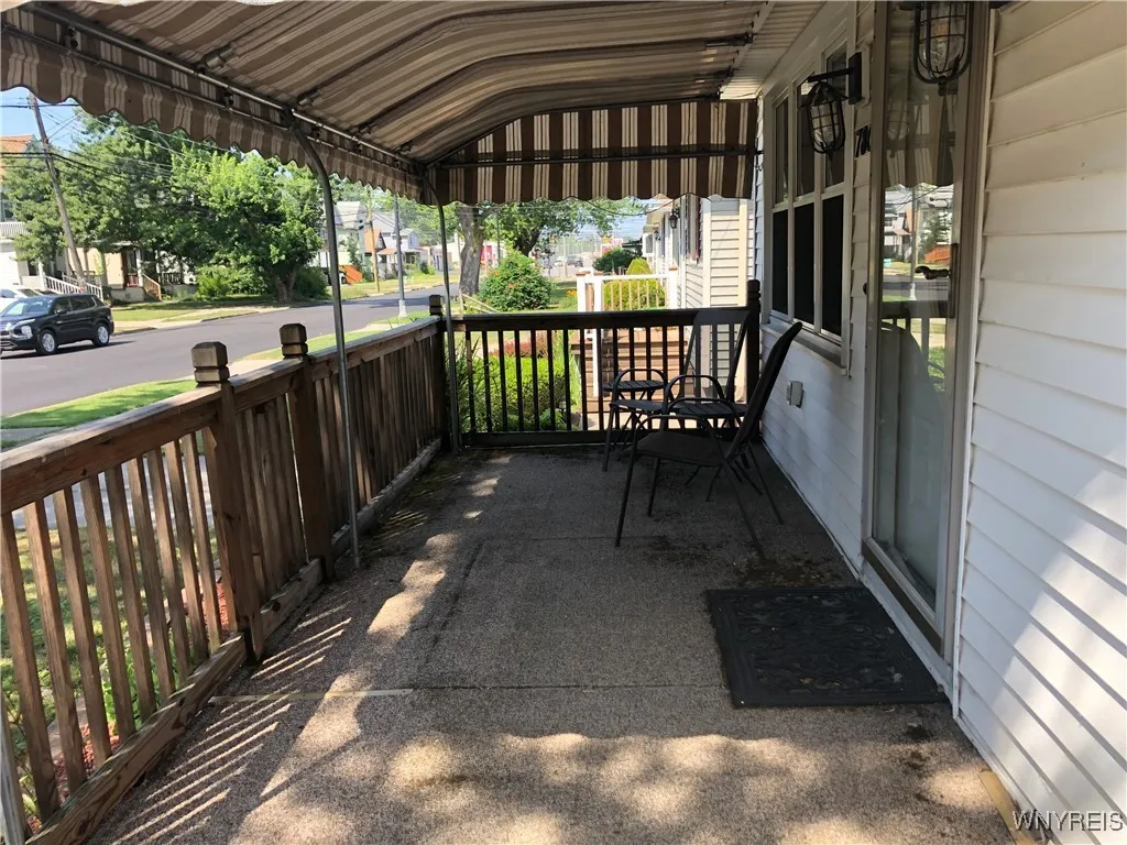 covered front porch