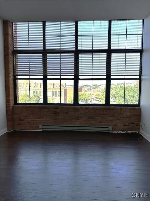 526 Plum Street 407, Syracuse, New York 13204, Syracuse, New York 13204, 2 Bedrooms Bedrooms, 6 Rooms Rooms,2 BathroomsBathrooms,Residential Lease,For Rent,526 Plum Street 407, Syracuse, New York 13204,S1625809