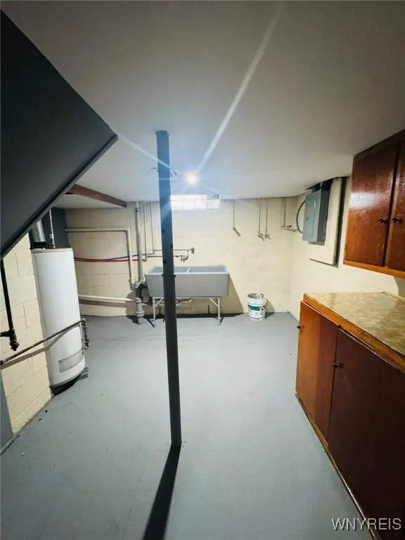 10 Ontario Drive, Cheektowaga, New York 14225, Cheektowaga, New York 14225, 4 Bedrooms Bedrooms, 6 Rooms Rooms,2 BathroomsBathrooms,Residential Lease,For Rent,10 Ontario Drive, Cheektowaga, New York 14225,B1625773