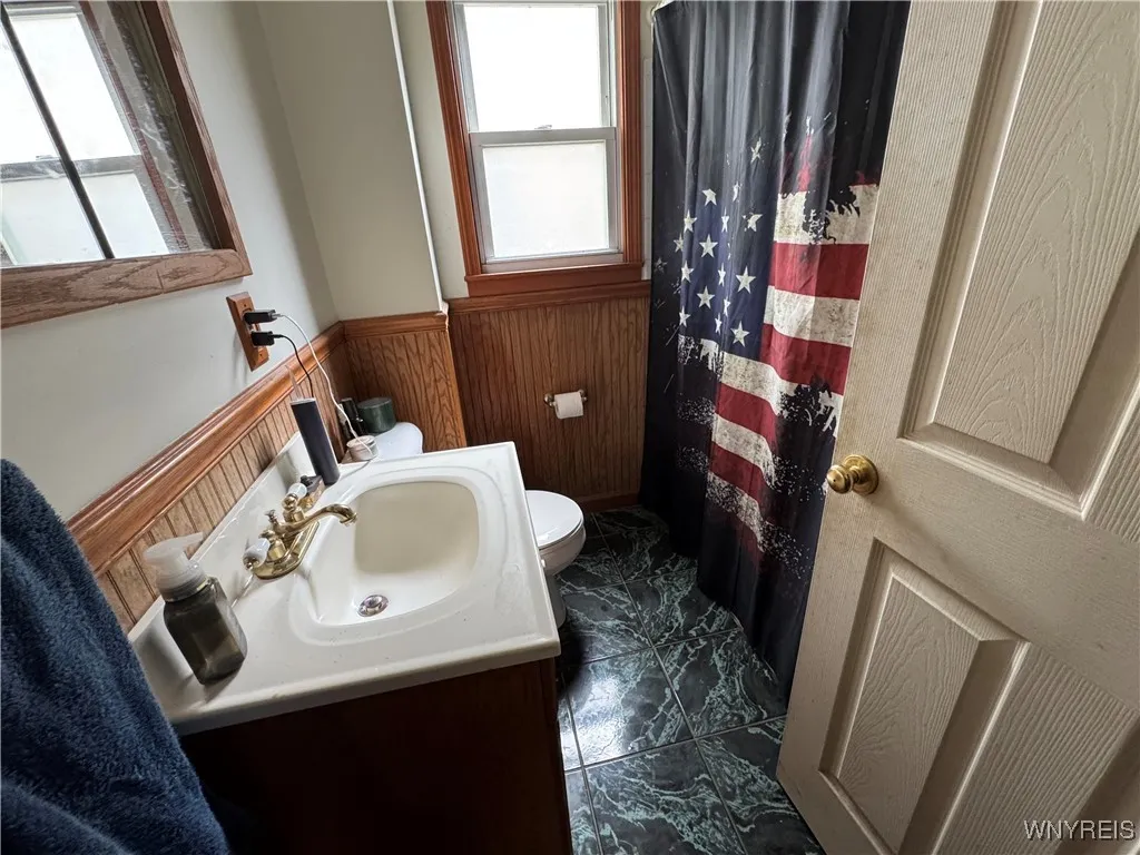 Lower front bath