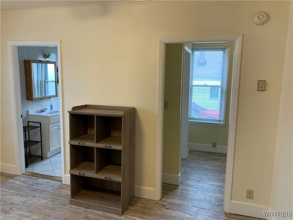 Bookcase included in lower rear unit
