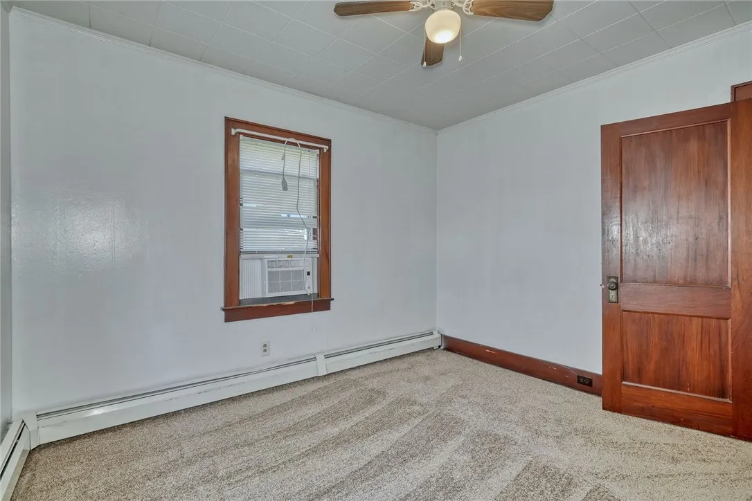 4 Belford Drive, Greece, New York 14616, Greece, New York 14616, 2 Bedrooms Bedrooms, 6 Rooms Rooms,1 BathroomBathrooms,Residential Lease,For Rent,4 Belford Drive, Greece, New York 14616,R1625558