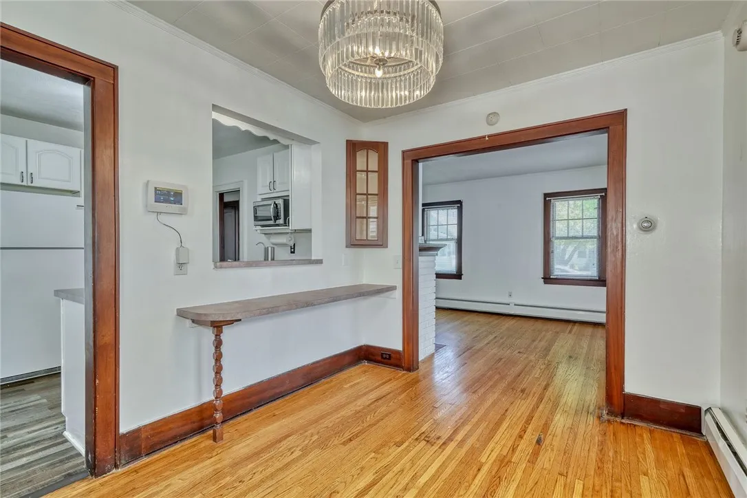 4 Belford Drive, Greece, New York 14616, Greece, New York 14616, 2 Bedrooms Bedrooms, 6 Rooms Rooms,1 BathroomBathrooms,Residential Lease,For Rent,4 Belford Drive, Greece, New York 14616,R1625558