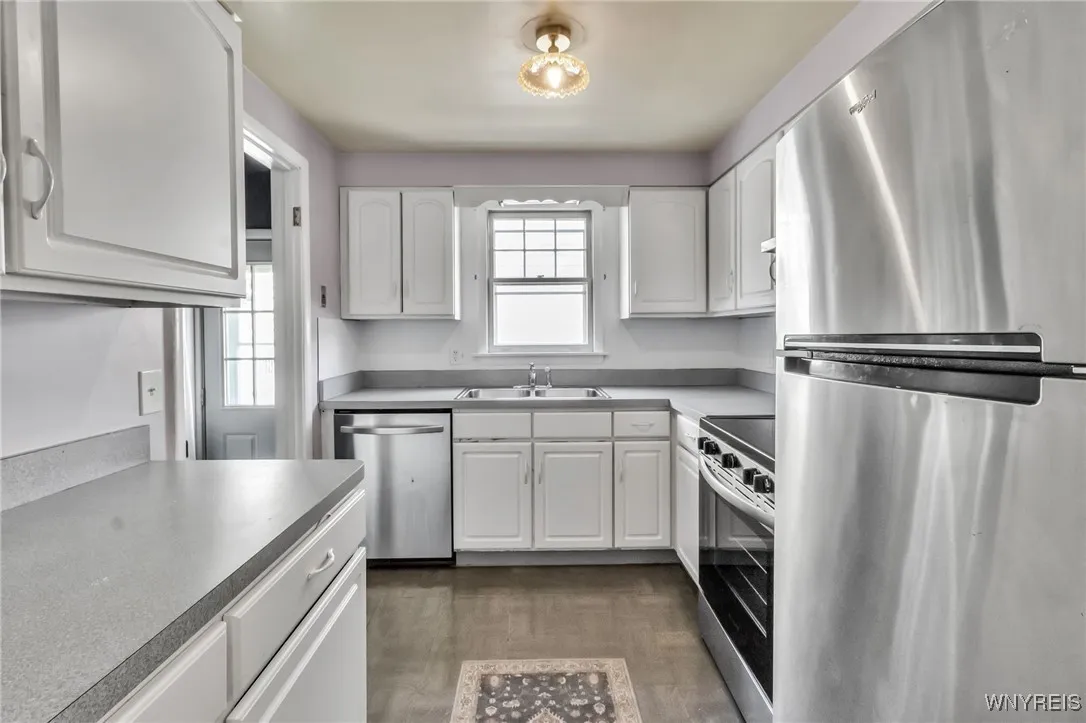 153 Ashford Avenue, Tonawanda, New York 14150, Tonawanda, New York 14150, 3 Bedrooms Bedrooms, 8 Rooms Rooms,1 BathroomBathrooms,Residential,For Sale,153 Ashford Avenue, Tonawanda, New York 14150,B1625925